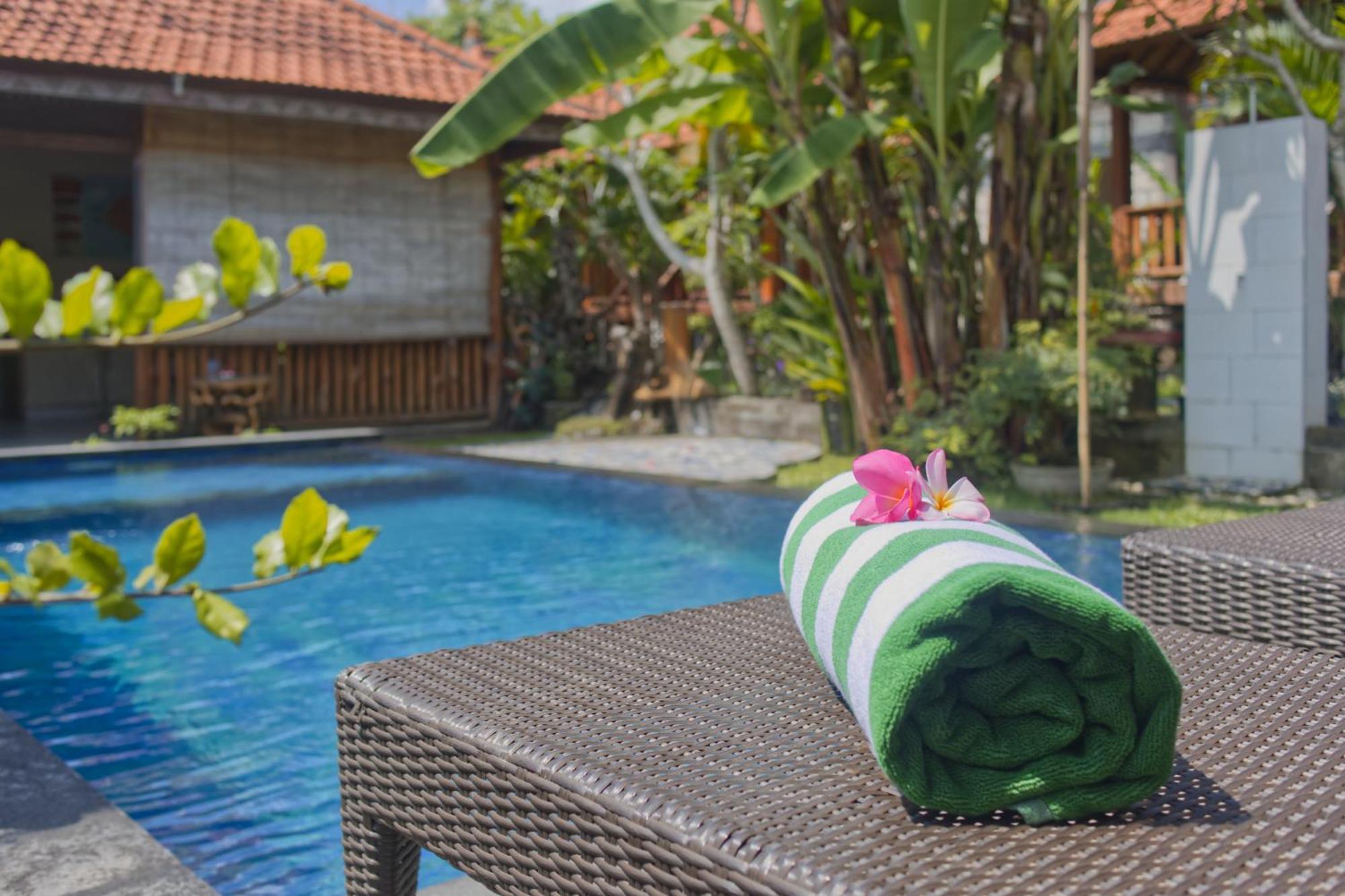 Ss Pangket Bungalow Toyapakeh 외부 사진