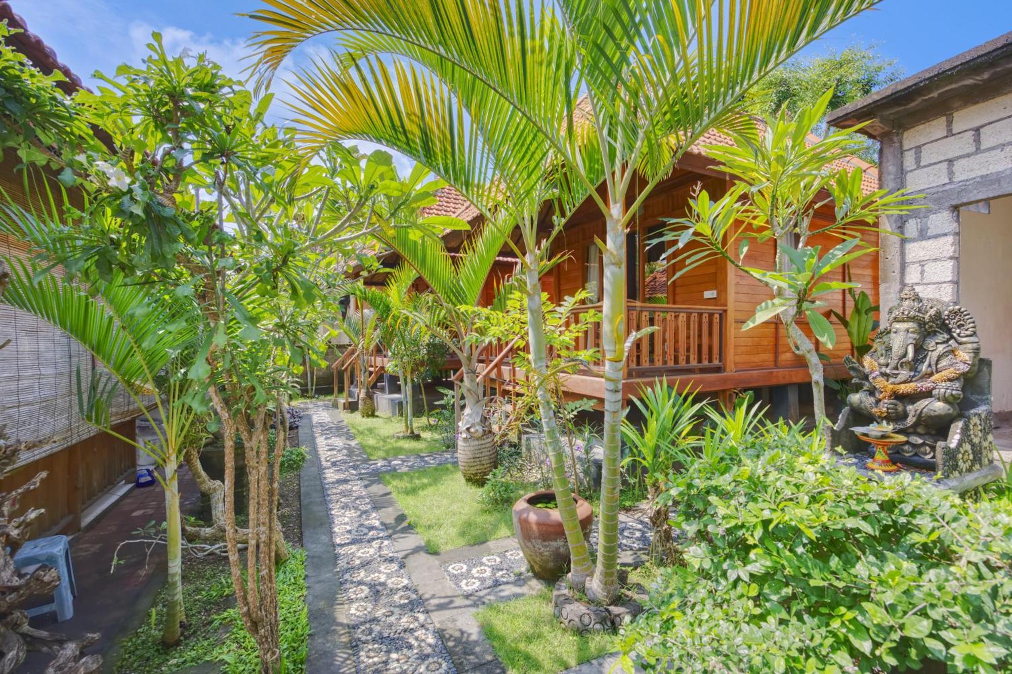 Ss Pangket Bungalow Toyapakeh 외부 사진